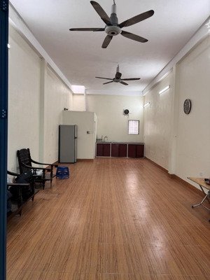 đê vàng phúc lợi, long biên dt 56m, mt 4m, 5.7 tỷ, mặt đê phúc lợi ô tô tránh đỗ ngày đêm