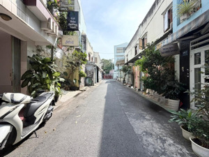 nhà cũ tiện xây mới - đặng văn ngữ, phú nhuận - hẻm xe hơi 6m - gần mặt tiền