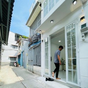 bán nr 3pn, 2wc, 35m2 tại lâm văn bền, tân kiểng, q7, tp.hcm, giá siêu hời 4,5 tỷ