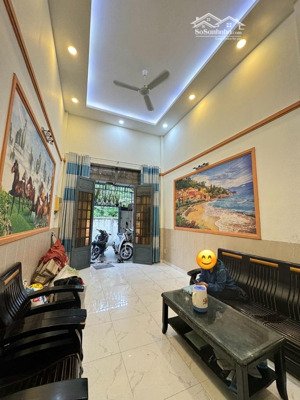 nhà 2 tầng 87m2 có 3pn 2wc sổ hồng hoàn công, nhà mới vào ở ngay, giảm giá bán nhanh chỉ 4.8 tỷ