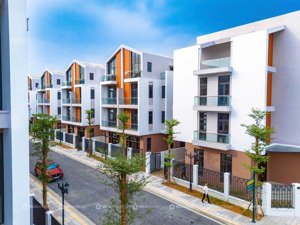 chiết khấu 22%,còn duy nhất 1 căn biệt thự ánh dương rẻ đẹp nhất,kế biển, cận đường tại ocean park3