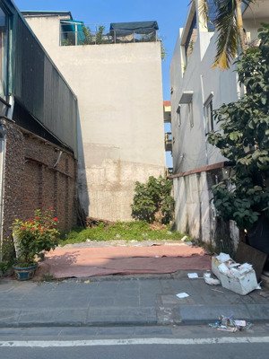 chính chủ gửi bán mảnh đất vàng thạch bàn 50m2, mt 5.2m kinh doanh vô địch