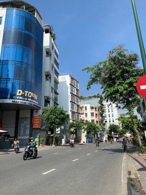 giá rẻ!chủ cần bán gấp nhà góc 2 mặt tiền đường bạch đằng p2 tân bình.dt:5,92x16,6m2 giá 23 tỷ.