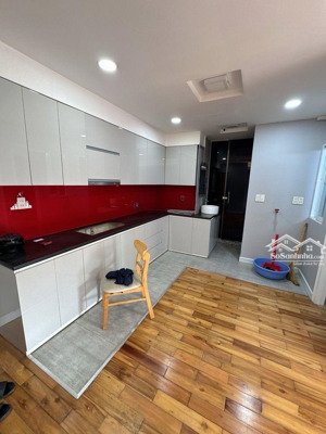 căn hộ miếu nổi lầu 2, thang máy 54m2-khu ẩm thực bình thạnh giáp quận 1 và phú nhuận- chỉ 3,35tỉ