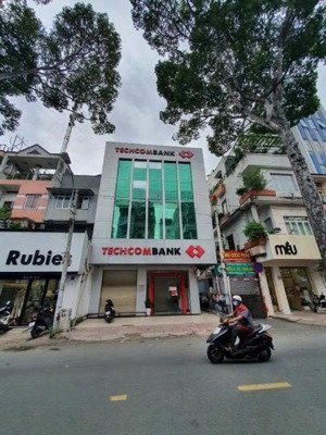 khan hiếm! mặt tiền thương hiệu trần quang diệu, quận 3- (8x20m)- 3 tầng- hđt: 100tr/th- giá 32 tỷ