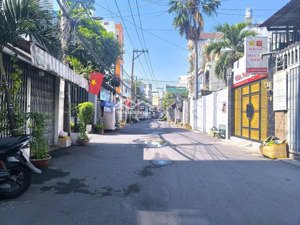 hxt tránh thẳng 1 trục - quang trung.gò vấp xe hơi vô nhà, 5 tầng lung linh - khu dân trí -