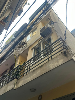 mặt ngõ hoàng quốc việt 3m - 2 thoáng - lô góc - kinh doanh - giá tốt.