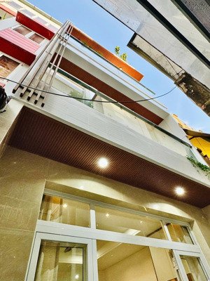 siêu phẩm nhà ở! nhà đẹp nở hậu 7mx10m - 50m2 cách hxh 1 căn - cô bắc, p1, phú nhuận - chỉ 8.99 tỷ