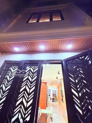 bán nr tại đức giang, 8,4 tỷ, 52m2, 4pn, 3wc, q.long biên, hn - hàng hiếm giá ưu đãi