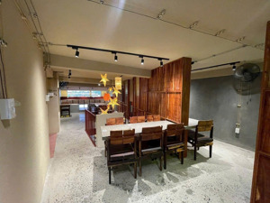 bán shophouse sát biển mặt tiền đường hoàng hoa thám chỉ 7.5 tỷ cho thuê được 22-25tr/tháng