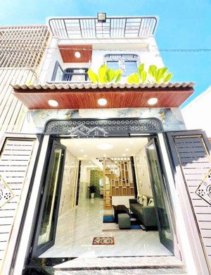 bán_nhà 2 tầng mới đẹp ở ngay- tặng full nội thất-hẻm ô tô sạch đẹp- đường dương thị mười, gần bệ