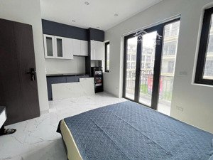 chính chủ cho thuê phòng trong nhà4 tầng 6 - 7 phòng ngủ, phòng lẻ tại vsip từ sơn