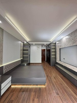 bán nhà riêng hoàng hoa thám - ba đình - 5 tầng, 3pn khép kín - cách phố 20m - nhỉnh 6 tỷ