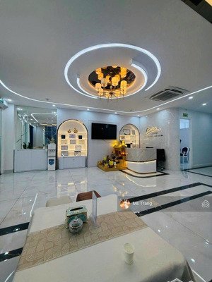 bán tòa nhà mặt phố nghi tàm, tây hồ, ô tô tránh, view trọn hồ tây, 15 pnkk, 175m2, 9 tầng, mt 9.3m