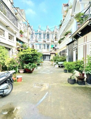 bán đất 92m2 huỳnh tấn phát, tt nhà bè, đường 6m, nhỉnh 3tỷ