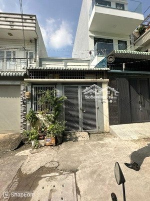 nhà 1 trệt 1 lững - 56m2 chỉ 3,75 tỷ gần vòng xoay phú hữu - nguyễn duy trinh -
di