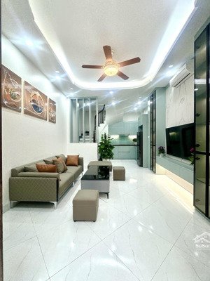 phố mai động - 80m ô tô tải, 5 tầng - 3 ngủ, ngõ ba gác rộng thoáng - 6.8 tỷ