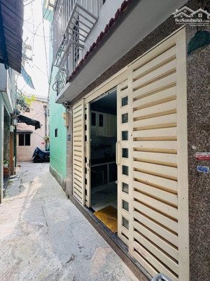 nhà 3 tầng quận 1 hẻm sạch dân trí trần khắc chân p.tân định nhỉnh 2 tỷ tl