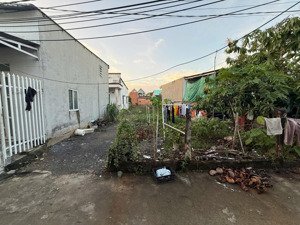 người cô cần bán gấp 328m thổ cư xã phú đông cách võ thị sáu 30m kính dân giá 3.6ty lh 