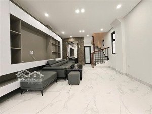 trung tâm phố sài đồng khu vực phát triển tường ngày ở sướng