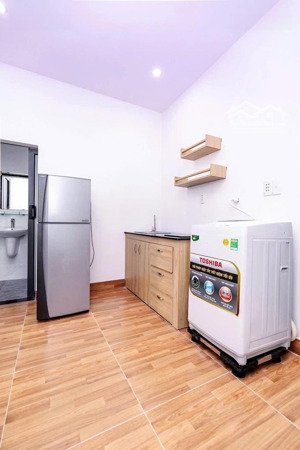 dòng tiền 780 tr/ tháng -chdv 5 tầng 13 phòng khép kín- trung tâm phú nhuận-chỉ hơn 12 tê.