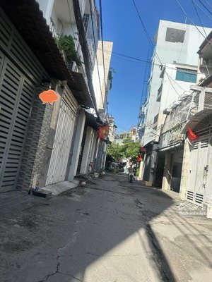 ttq8 hẻm xe tải thông cách mặt tiền dương bá trạc chỉ 30m nhỉnh 8 tỷ 