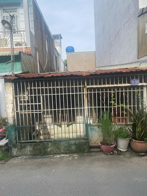 bán nhà hóc môn mặt tiền đường nhựa 3m ô tô vào tận nơi