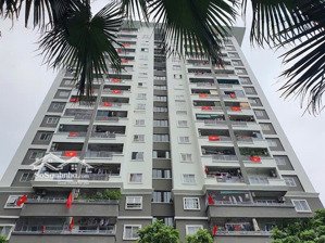 cư dân toà a1 cần bán gấp căn 4pn, dt:97m2 giá 7,8 tỷ, nội thất đầy đủ,sẵn sổ giao ngay