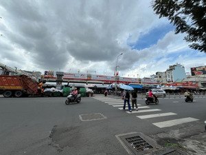 nhà gần chợ lê văn sỹ, 4.5*10.5 thông số đẹp, 4 tầng với 6pn, phù hợp tài chính 6 tỷ (xx)