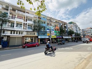 nhà 4 tầng đối diện trường cao đẳng du lịch nha trang , mặt tiền đường điện biên phủ kinh doanh