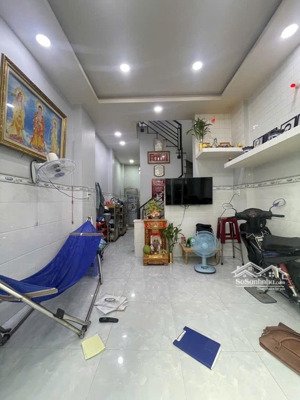 bán nhà chính chủ âu dương lân p3 q8 - hẻm ba gác thông - 4 tầng 5pn 3wc - sổ vuông - nhỉnh 5 tỷ.