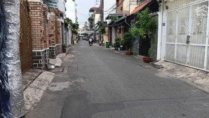 án nhà gần âu cơ, hxh thông ,quận tân phú, 4tầng, 7pn, sân thượng trồng rau,nhỉnh 12 tỷ