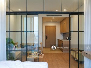 cần bán nhanh căn studio 50m2 full đồ đẹp, dòng tiền 16tr/th tại lancaster đường láng chỉ 4.85 tỷ