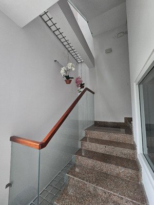 hiếm! vị trí kim cương, lô góc kinh doanh đỉnh, dòng tiền mạnh, giá tốt 11.2 tỷ đinh tiên hoàng.