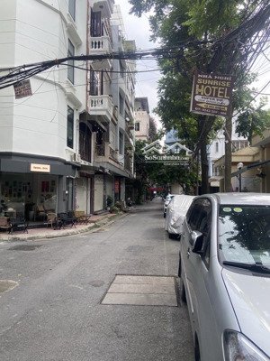 bán nhà mạc thái tổ, ngõ ô tô tránh nhau, cách phố khoảng 15m, khu dân trí cao, 60m2, hơn 15 tỷ