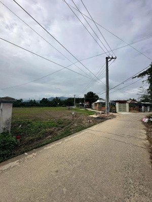 đất trung tâm cam lâm. tiềm năng tăng 3-4 giá chỉ trong vài tháng tới. khu đất ít ỏi được giữ lại