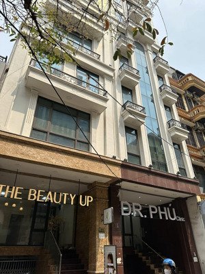 bán gấp nhà mặt phố vĩnh phúc - ba đình, 55m2x6t, mt 5m, 30.5 tỷ 