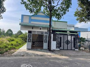 chủ gửi bán căn nhà và 4 phòng trọ tại khu j mỹ phước 3, phường thới hoà tphcm giá chỉ 980 triệu