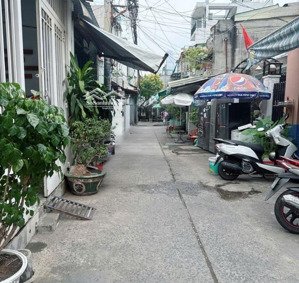 bán nhà 4 tầng , 4pn, lê văn lương- phước kiển - nhà bè nhỉnh 4 tỷ.