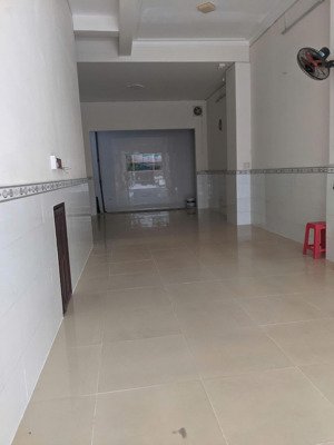 cho thuê nhà đường số 5, cách phạm hùng 30m, dt 5 * 17, trệt 3 lầu, nhà mới đẹp giá rẻ