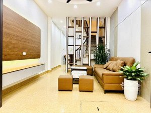 bán nhà 40m2, 5 tầng, 4pn, tại thạch bàn long biên hà nội, giá chỉ 7,3 tỷ