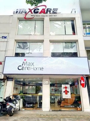 cho thuê nhà mặt tiền trần hưng đạo, quận 1. dt 6*7, trệt 2 lầu, giá rẻ 67tr/ tháng