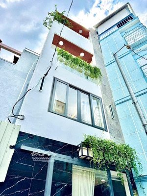 bán nhà ngay phường cầu kiều phú nhuận 4 tầng 5 pn giá 6 tỷ 2 tl