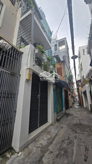 bán gấp nhà riêng chính chủ tại cách mạng tháng tám, 4,69 tỷ, 20m2, 2pn, 3wc, q3, hcm