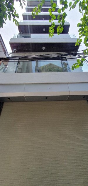 giá cực tốt- nhà đẹp gia thuỵ- bồ đề-48m2 6 tầng thang máy lô góc hơn 13 đồng