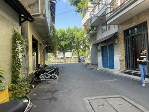 sản phẩm giá tốt! hẻm xe hơi 8m huỳnh văn bánh, pn - (4,5 x 15m) - kc: 4 tầng st - chỉ 15 tỷ