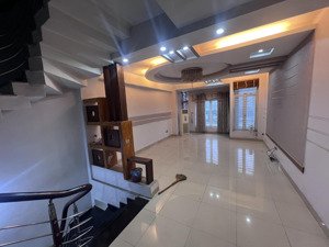 nhà đẹp mặt đường đôi lê hữu tựu - đông anh - mặt kinh doanh dòng tiền thuê 30tr/t