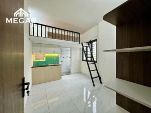 phòng gác cửa sổ ban công mới xây + full nội thất - rộng 35m2 - ngay lotte mart nguyễn văn lượng