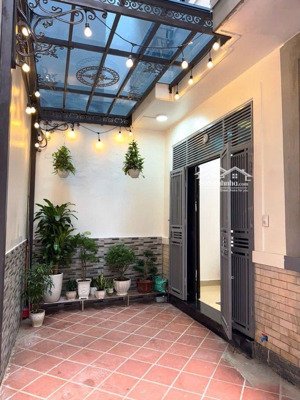 bán nhà tam trinh, phường yên sở, hoàng mai, 35m2 , chỉ 7,6 tỷ , dân xây siêu đẹp , 10m ra ô tô .