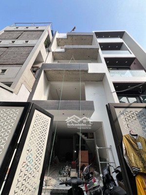 bán nhà mặt phố siêu phẩm trung tâm hai bà trưng duy nhất 1 căn thông số vàng gara ô tô